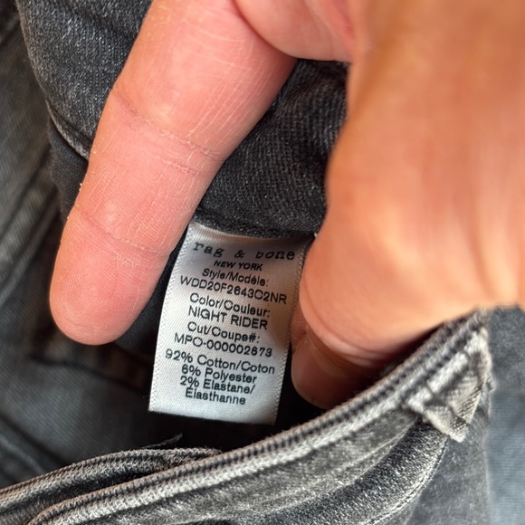 Rag & Bone Dre Low-Rise Slim Boyfriend Jeans in Night Rider 29 - Picture 4 of 14